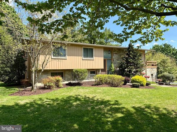 310 BLUFF VIEW DRIVE , LANCASTER, PA 17601