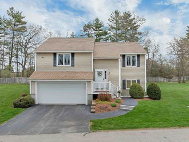 12 Fitzpatrick Circle, Nashua, NH 03063