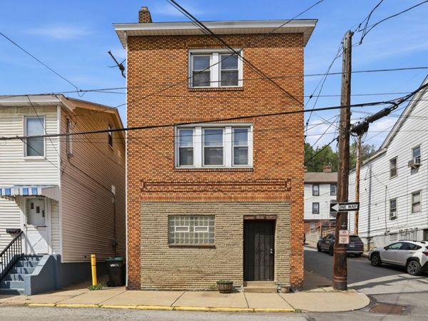 816 Penn Street , Pittsburgh, PA 15215