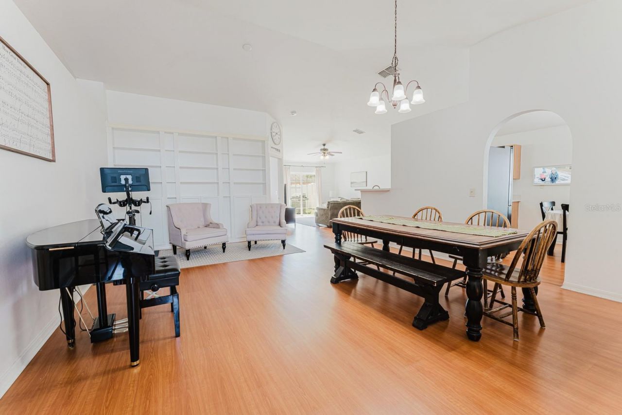 2043 Corner Tree Court, Orlando, FL 32820 Photo