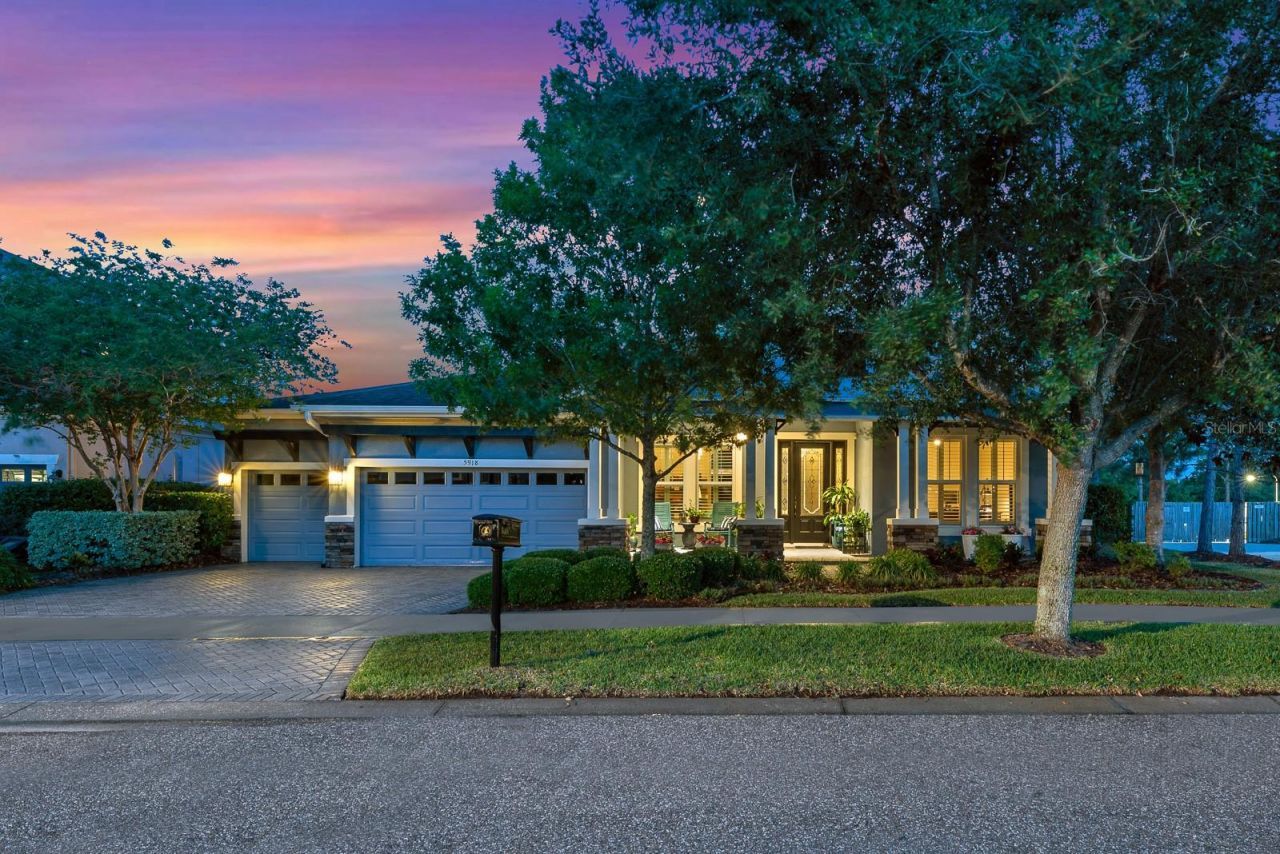 5918 Watercolor Drive, Lithia, FL 33547 Main Photo
