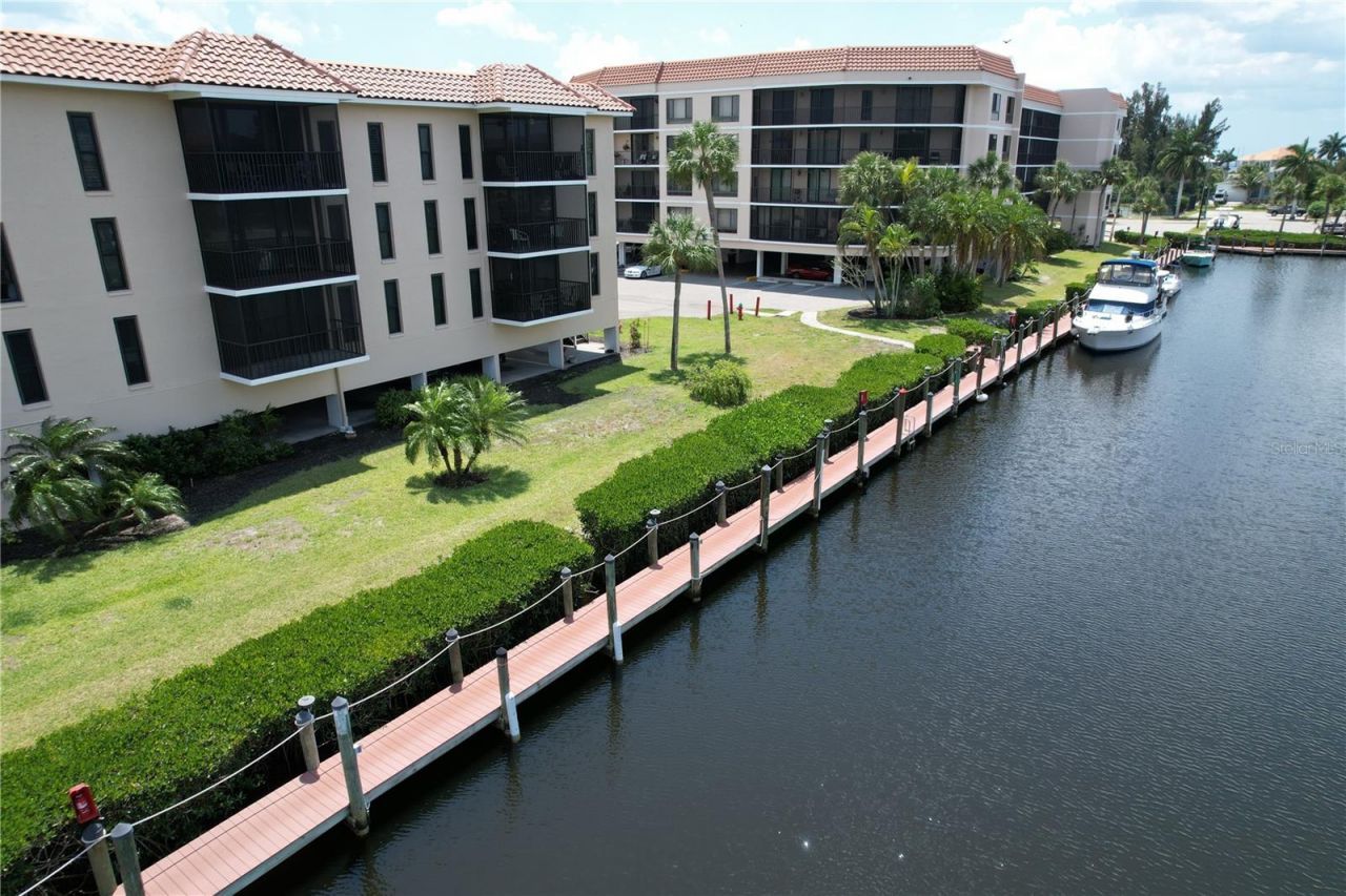 25188 Marion Avenue, Unit C302, Punta Gorda, FL 33950 Photo