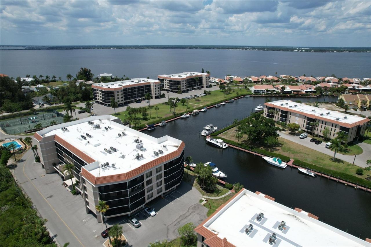 25188 Marion Avenue, Unit C302, Punta Gorda, FL 33950 Photo