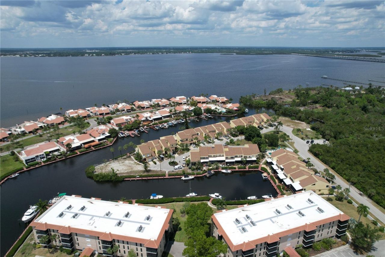 25188 Marion Avenue, Unit C302, Punta Gorda, FL 33950 Photo