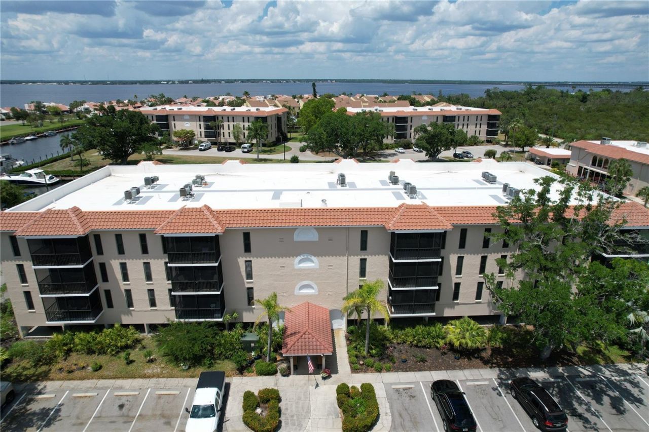 25188 Marion Avenue, Unit C302, Punta Gorda, FL 33950 Photo
