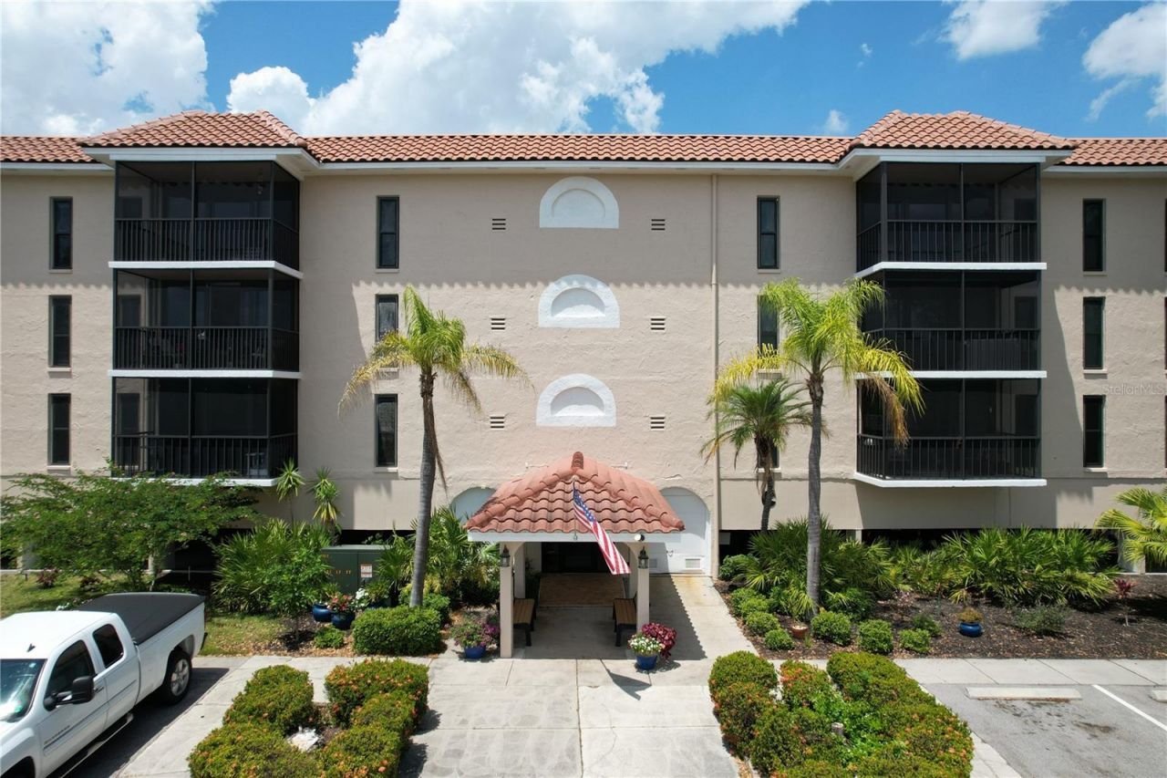25188 Marion Avenue, Unit C302, Punta Gorda, FL 33950 Photo