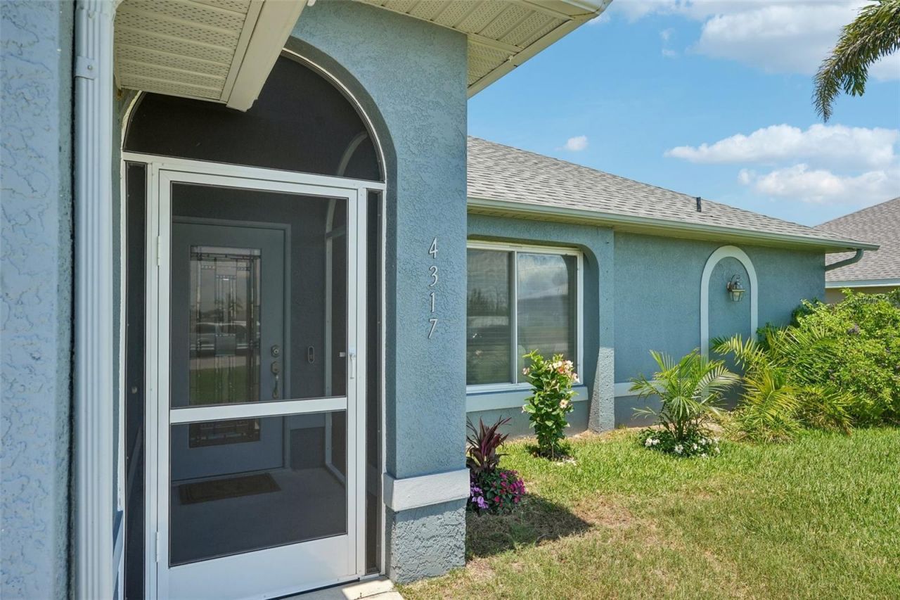 4317 NW 40th Terrace , Cape Coral, FL 33993 Photo