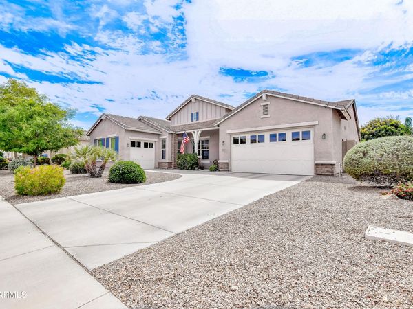 2813 E MUIRFIELD Street, Gilbert, AZ 85298