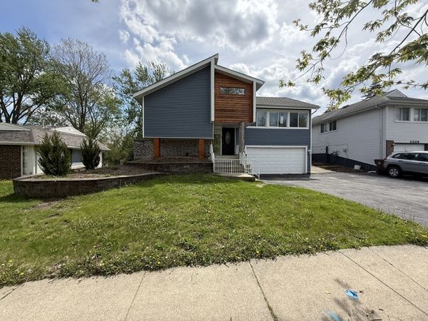 3307 Fountainbleau Drive , Hazel Crest, IL 60429