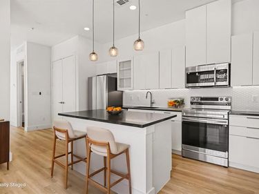 2217 N Fitzhugh Avenue, Unit 206, Dallas, TX 75204