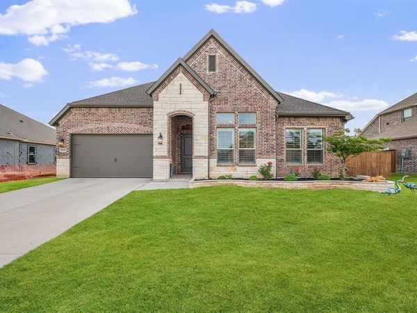 705 Allison Drive, Van Alstyne, TX 75495