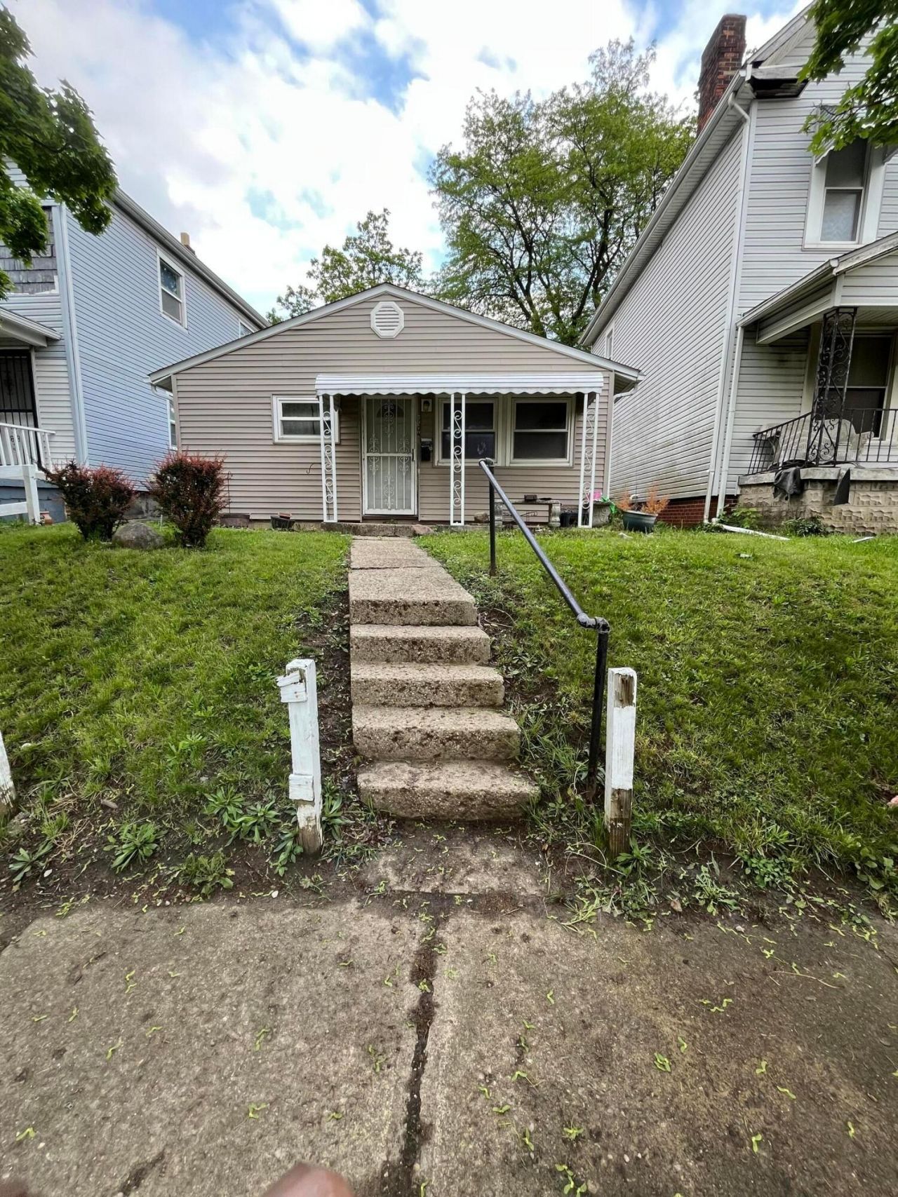 1104 Sidney Street, Columbus, OH 43201 Main Photo
