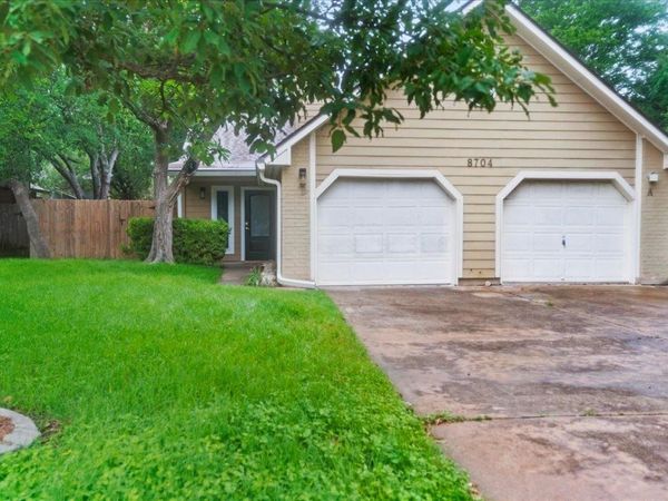 8704 Cainwood LN, Unit B, Austin, TX 78729