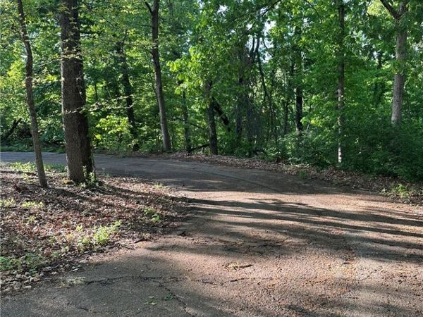 Greenlaw Lane , Bella Vista, AR 72715