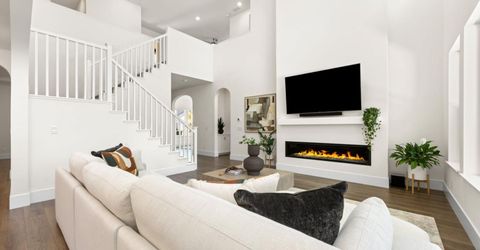 4792 Crowne Point Ct, Rocklin, CA 95677 Photo