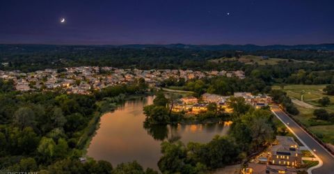 4792 Crowne Point Ct, Rocklin, CA 95677 Photo