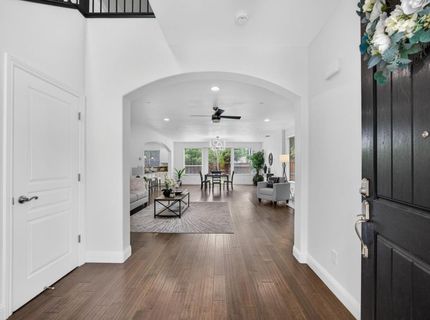 7 Triumph Ct, Sacramento, CA 95831 Photo