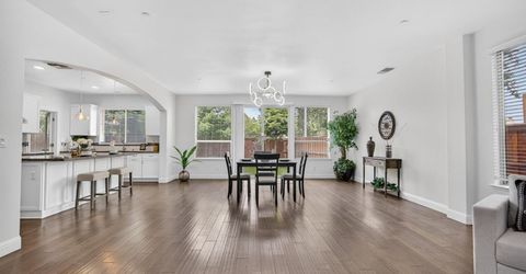 7 Triumph Ct, Sacramento, CA 95831 Photo