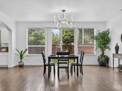 7 Triumph Ct, Sacramento, CA 95831 Photo