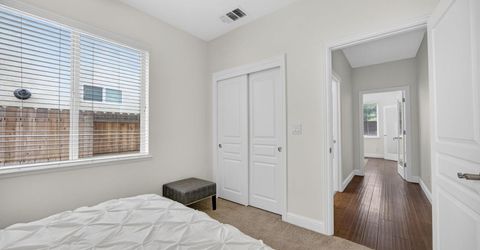 7 Triumph Ct, Sacramento, CA 95831 Photo