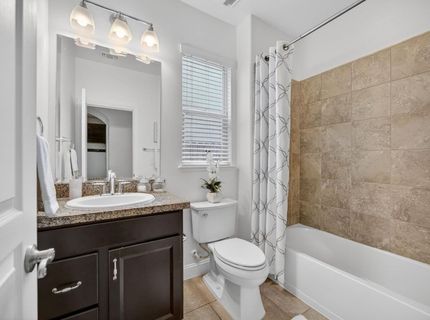 7 Triumph Ct, Sacramento, CA 95831 Photo