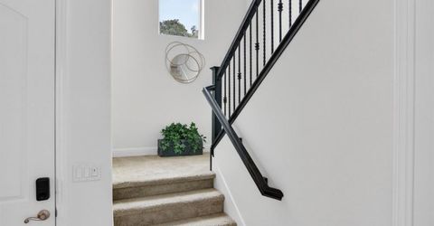 7 Triumph Ct, Sacramento, CA 95831 Photo