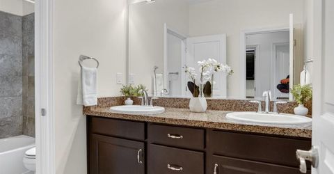 7 Triumph Ct, Sacramento, CA 95831 Photo