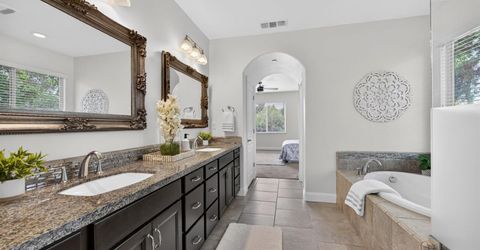 7 Triumph Ct, Sacramento, CA 95831 Photo