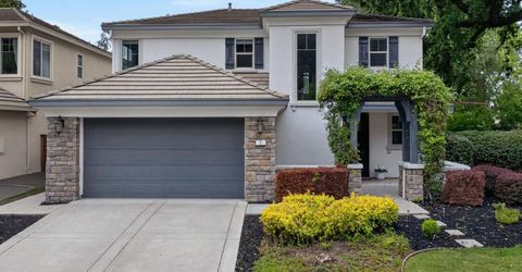7 Triumph Ct, Sacramento, CA 95831 Photo