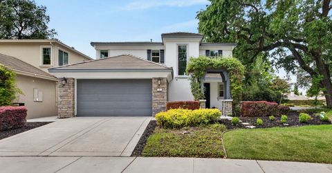 7 Triumph Ct, Sacramento, CA 95831 Photo