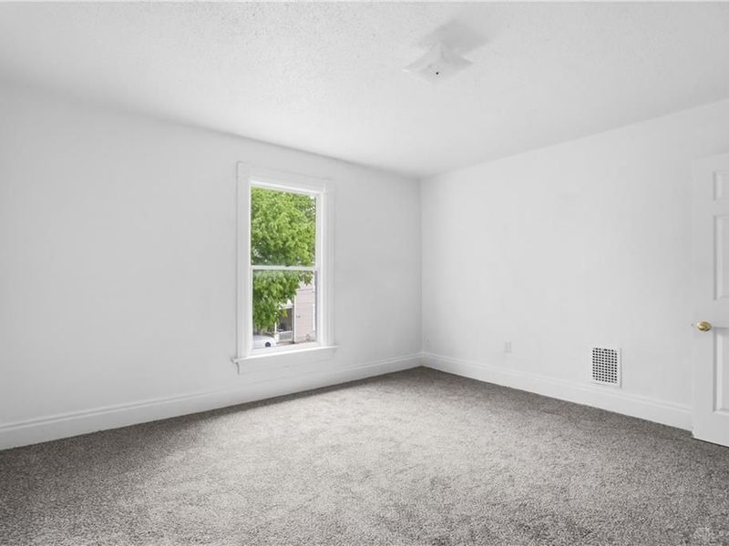 240 Bierce Avenue, Dayton, OH 45403 Photo 13