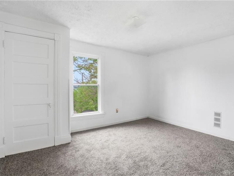 240 Bierce Avenue, Dayton, OH 45403 Photo 16