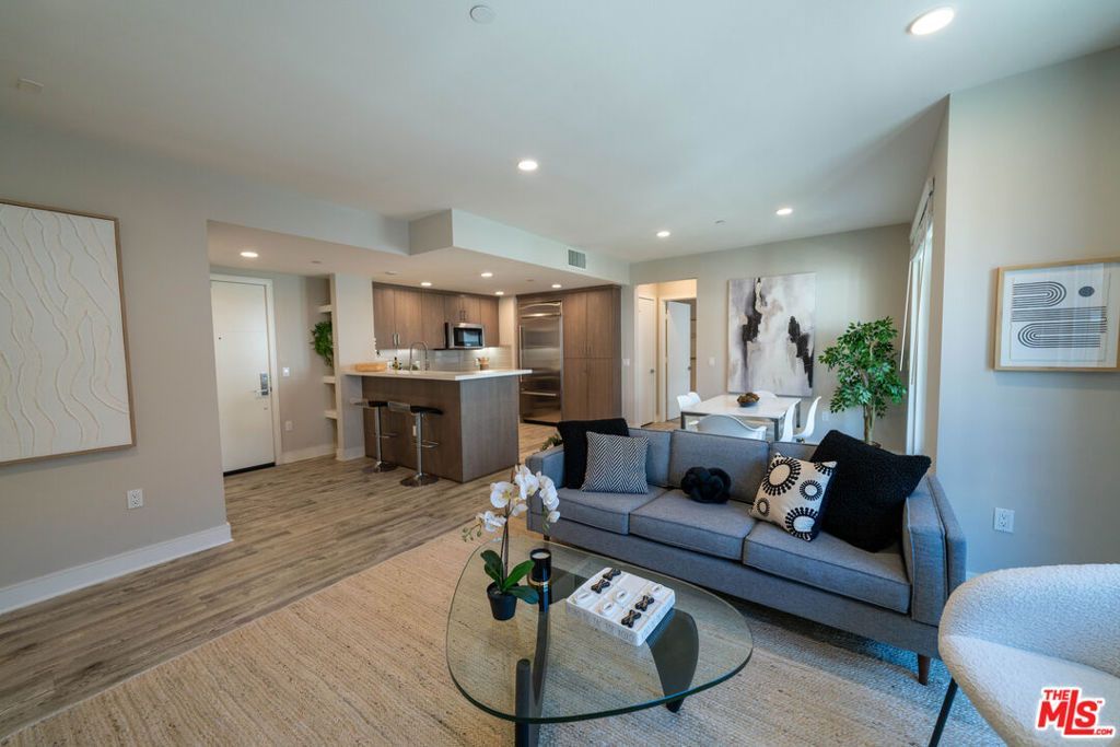 6030 Seabluff Drive, Unit 410, Los Angeles, CA 90094 Main Photo