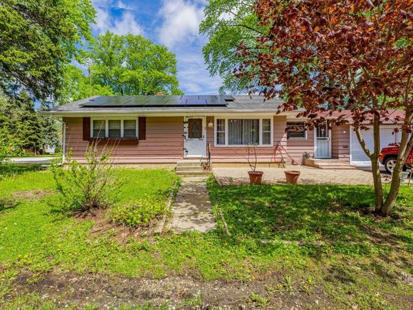 1045 Palace Street , Aurora, IL 60506