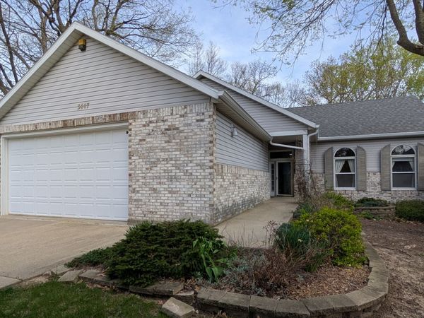 3447 Daren Drive , Unit 1, Freeport, IL 61032