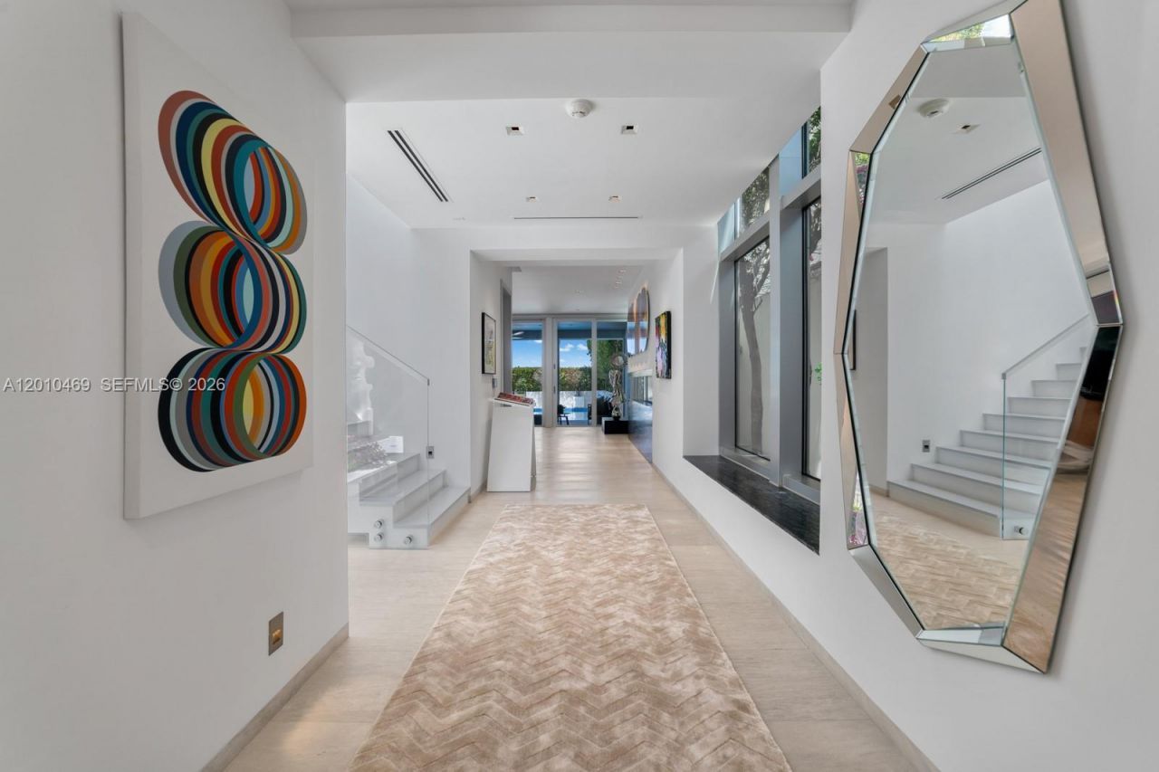 7815 Atlantic Way , Miami Beach, FL 33141 Photo