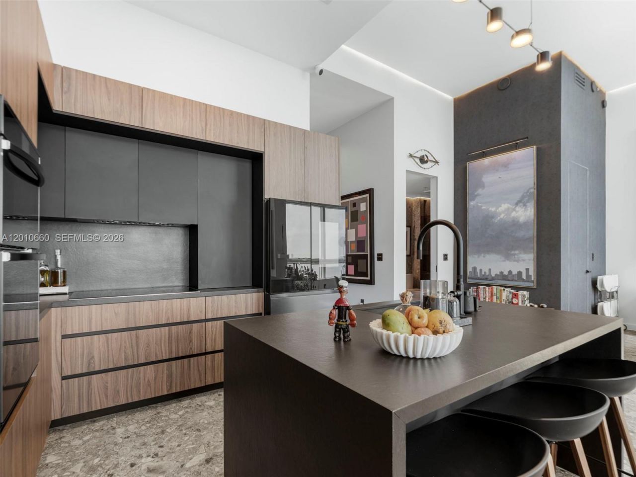 1900 N Bayshore Dr , Unit 903, Miami, FL 33132 Photo