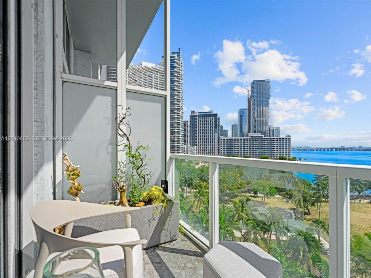1900 N Bayshore Dr , Unit 903, Miami, FL 33132 Photo