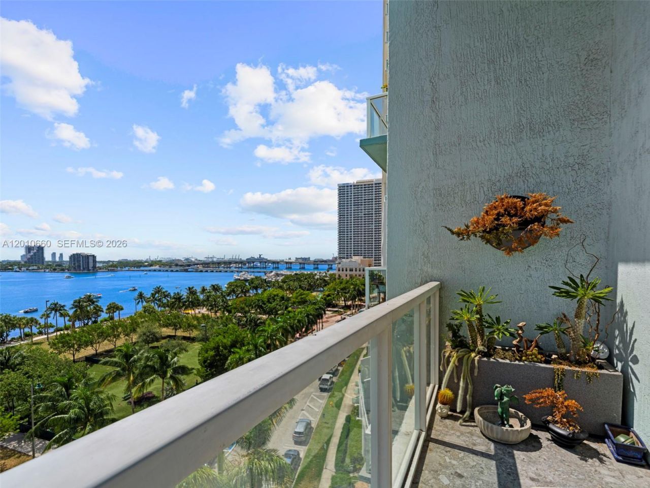 1900 N Bayshore Dr , Unit 903, Miami, FL 33132 Photo