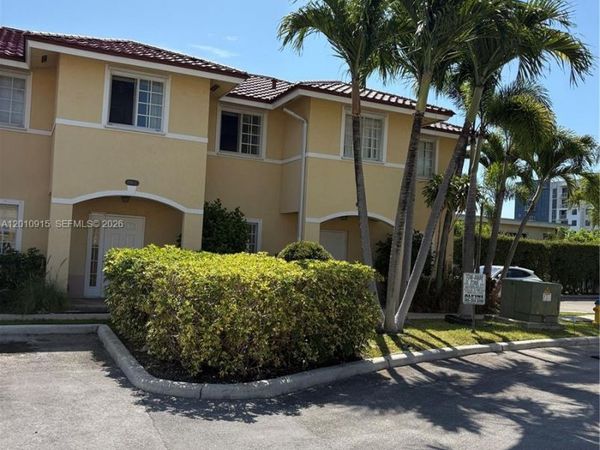 2086 NE 167th St , Unit 2-108, North Miami Beach, FL 33162