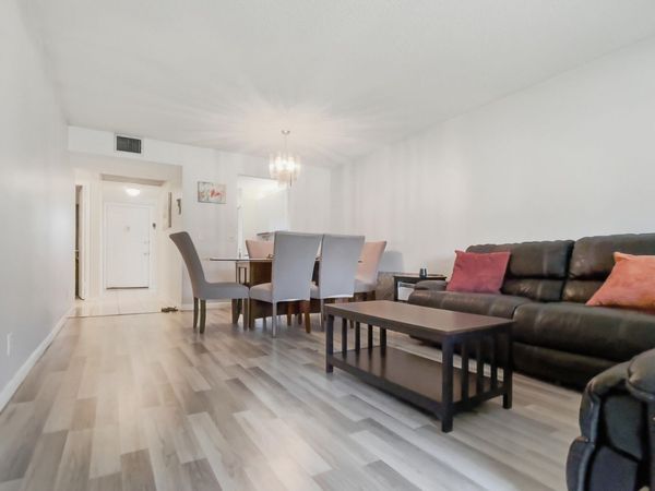 1200 SW 124th Terrace, Unit 208o, Pembroke Pines, FL 33027