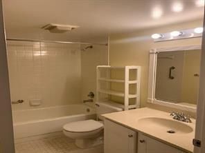 1200 SW 124th Terrace, Unit 208o, Pembroke Pines, FL 33027 Photo