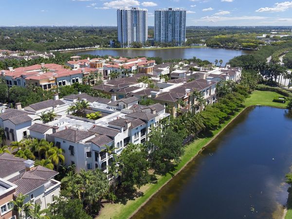 2955 NW 126th Avenue, Unit 220-5, Sunrise, FL 33323