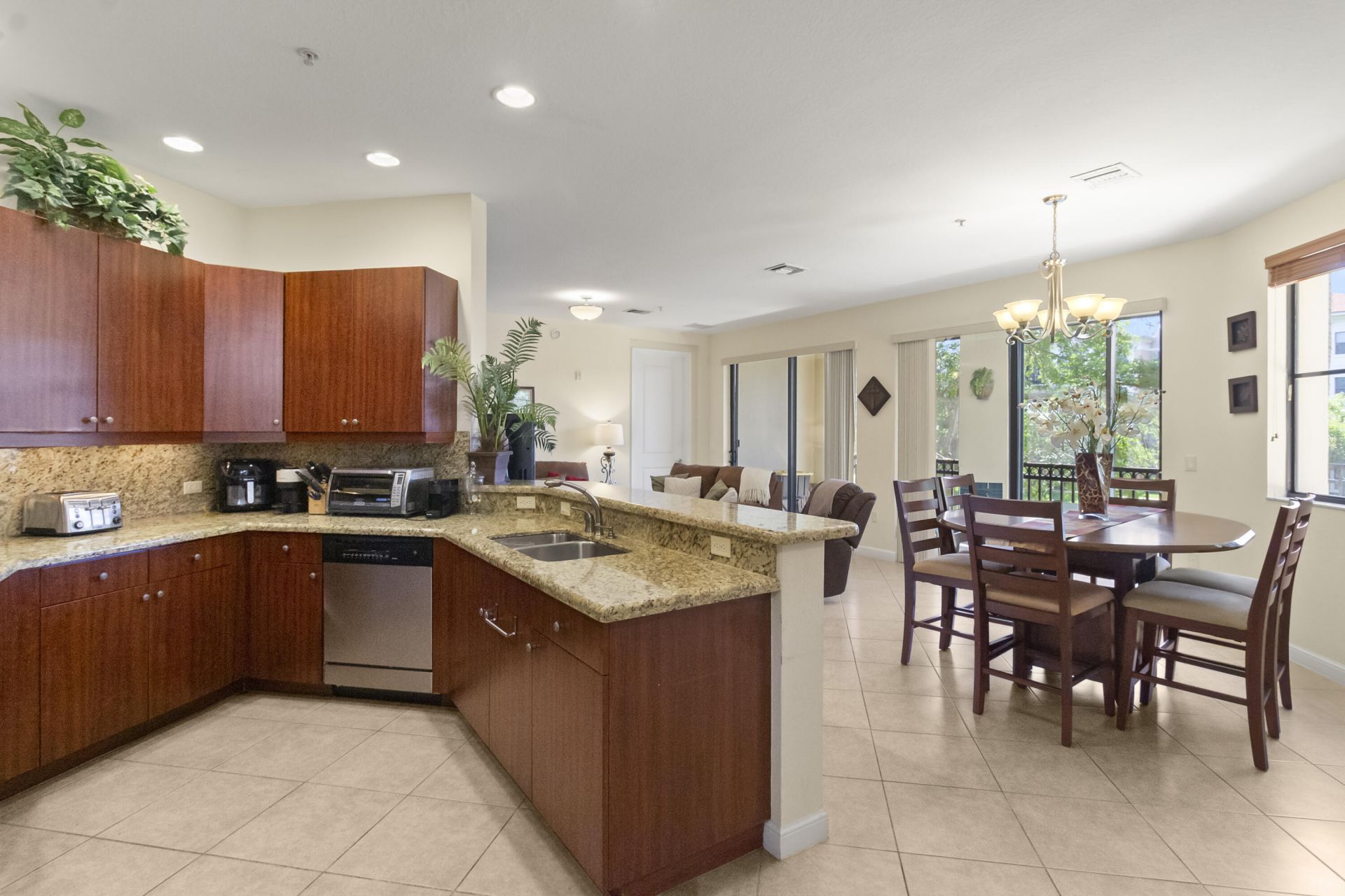 2955 NW 126th Avenue, Unit 220-5, Sunrise, FL 33323 Photo