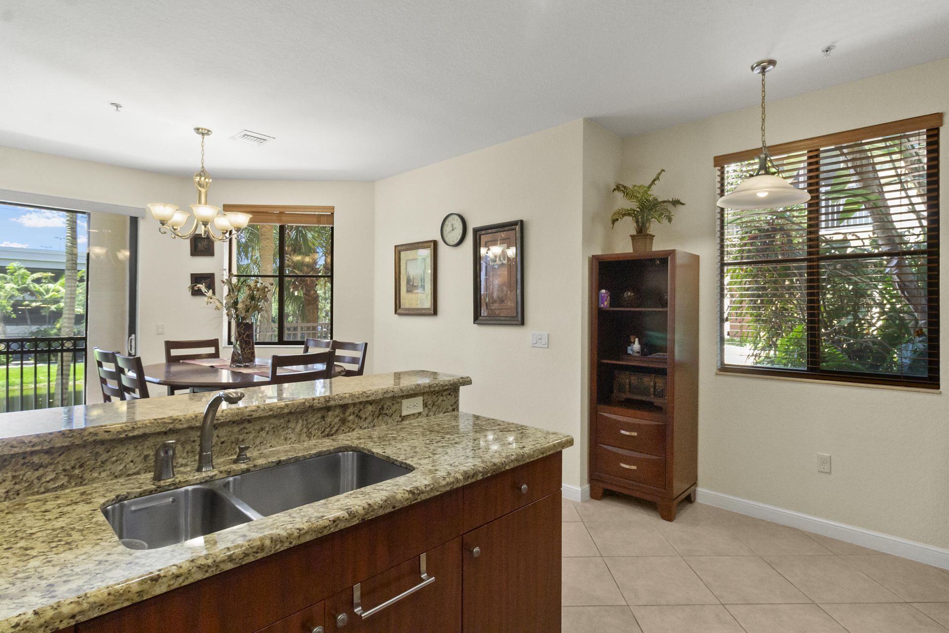 2955 NW 126th Avenue, Unit 220-5, Sunrise, FL 33323 Photo