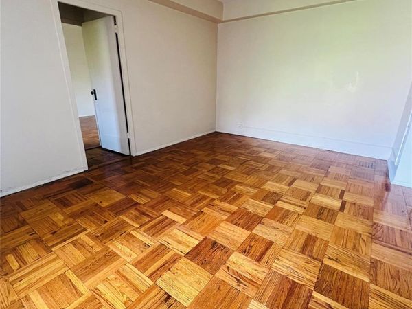 1558 Unionport Road , Unit 5G, Bronx, NY 10462