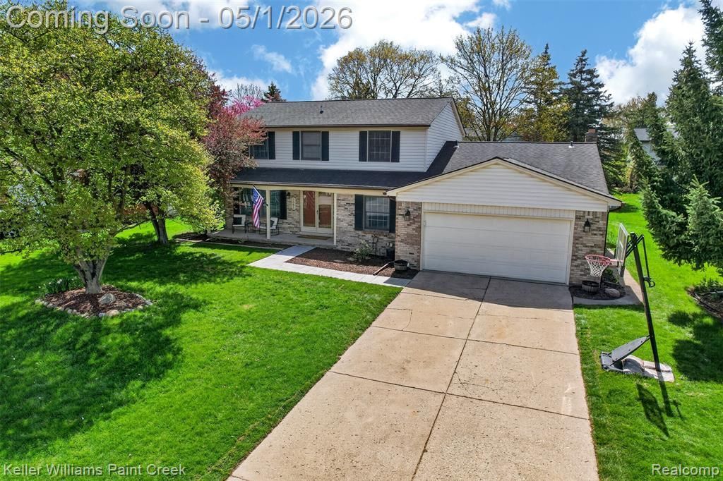 3085 Baypoint Drive , Rochester Hills, MI 48309 Main Photo