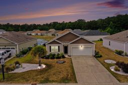 575 Affinity Dr. photo 4