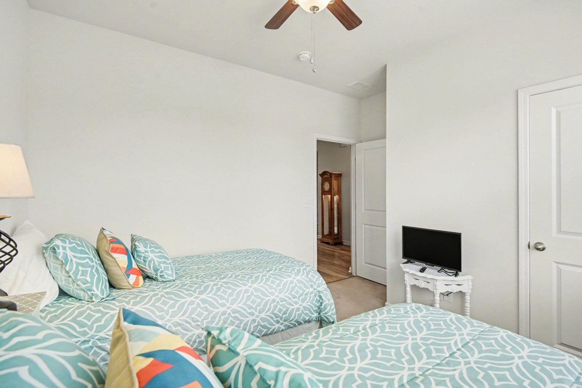 575 Affinity Dr. Photo 22