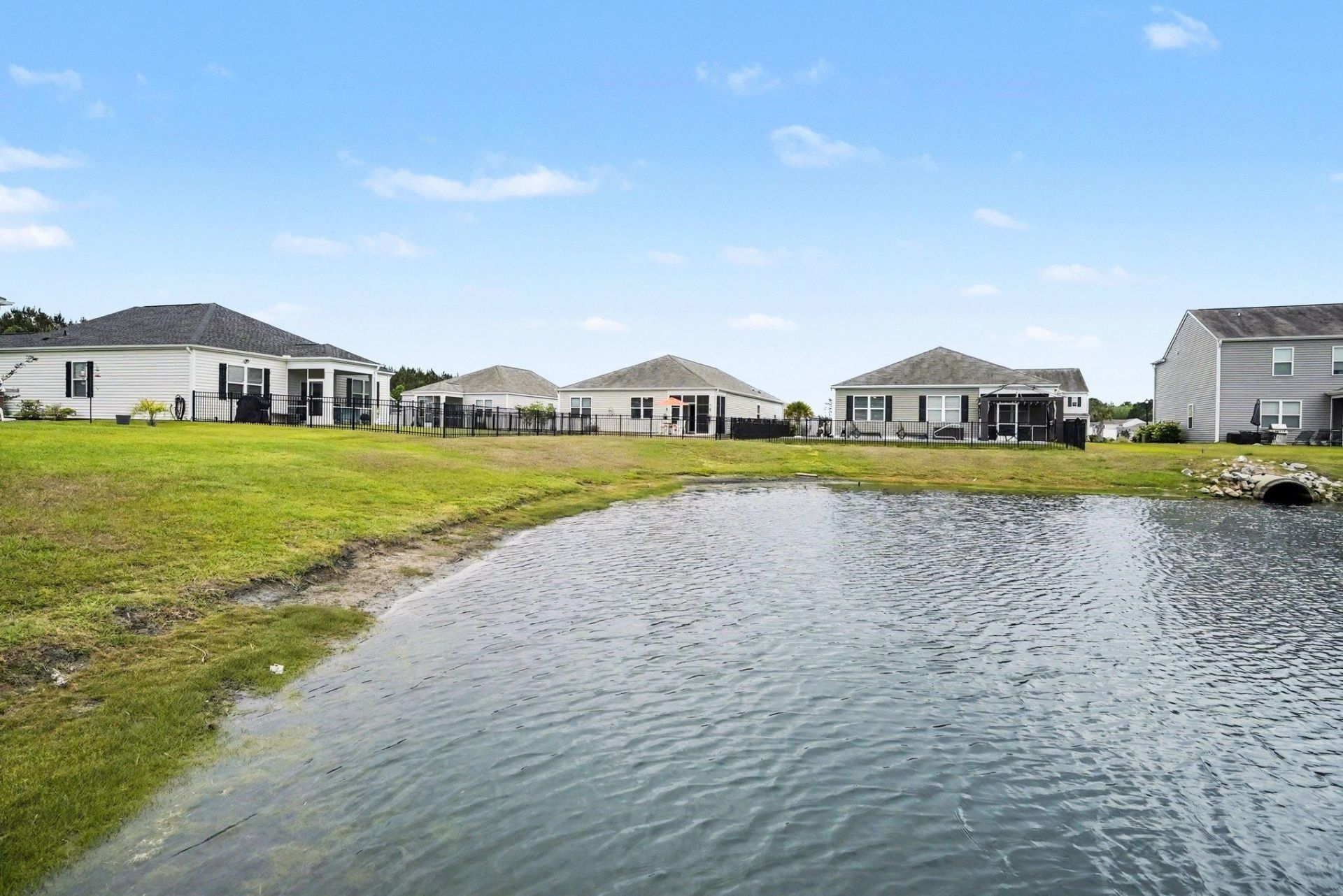 575 Affinity Dr. Photo 28